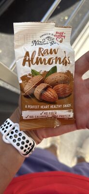 Raw Almonds