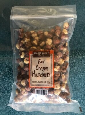 Raw oregon hazelnuts