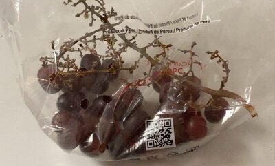 Red seedless grapes