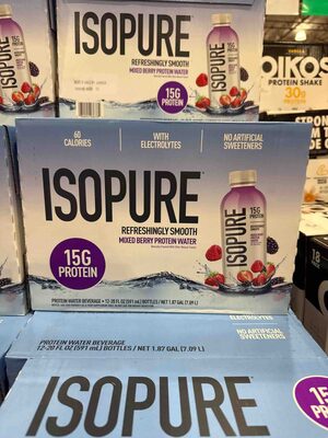 Refreshingly Smooth Mixed Berry Protein Water