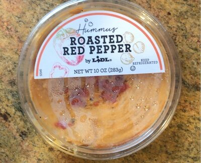 Roasted red pepper hummus