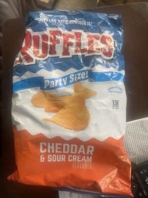 Ruffles Cheddar & Sour Cream Flavored Potato Chips 8.5 Ounce Plastic Bag