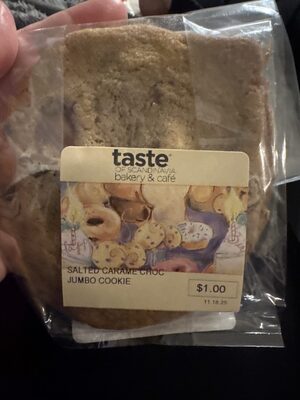 Salted Caramel Chocolate Jumbo Cookie