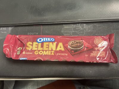 Selena Gomez Cinnamon Oreo