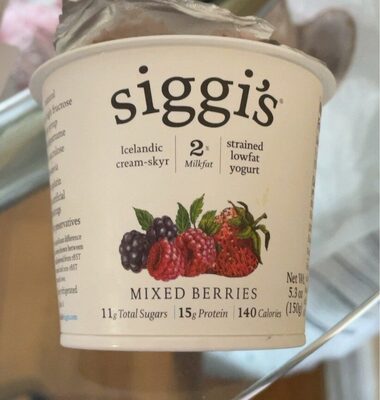 Siggis Low fat yogurt