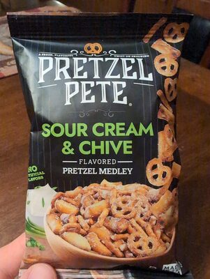 Sour cream & Chive Flavored Pretzel Medley
