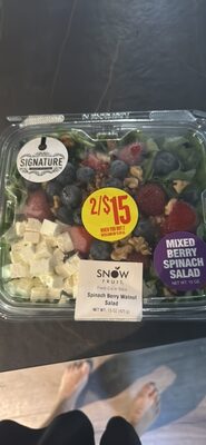 Spinach Berry Walnut Salad