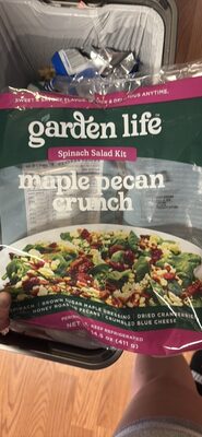Spinach Salad Kit maple pecan crunch