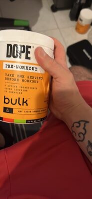 Strawberry and Lime flavour food supplement with caffeine and sweeteners