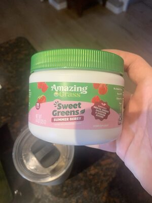 Sweet Greens Summer Berry