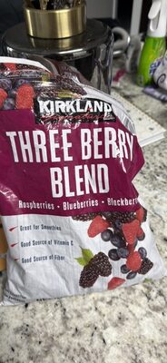 THREE BERRY BLEND
