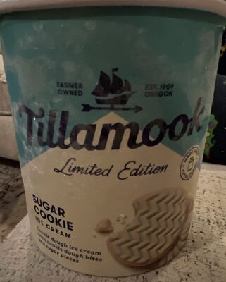 Tillamook Campfire Peanut Butter Cup Ice Cream