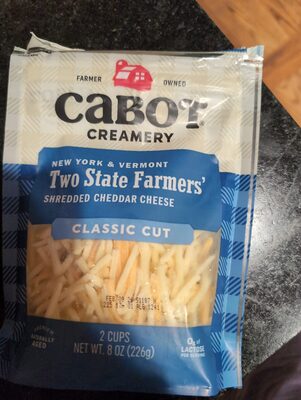 Two State Farmers' Shredded Cheddar Cheese Classic Cut