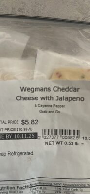 Wegmans Cheddar Cheese with Jalapeno & Cayenne Pepper