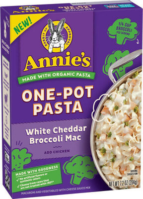 White cheddar broccoli mac macaroni and vegetables