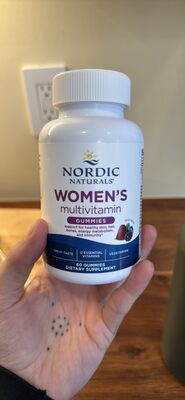 WOMEN'S multivitamin GUMMIES