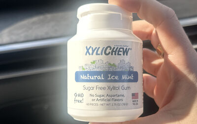 Xylitol chewing gum gmo